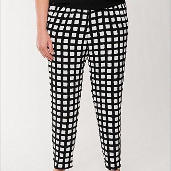 Lane Bryant Smooth Block Print Pant NWT Size 22/24 - Picture 2 of 5